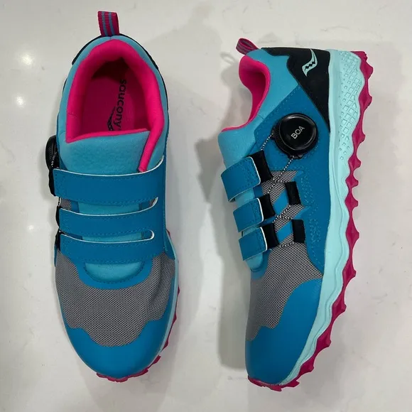 NEW Saucony Peregrine 12 Shield Boa Sneakers Turquoise/Pink