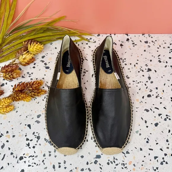 NEW Soludos Black Leather Classic Slip On Women’s Espadrilles Loafer Sz 11