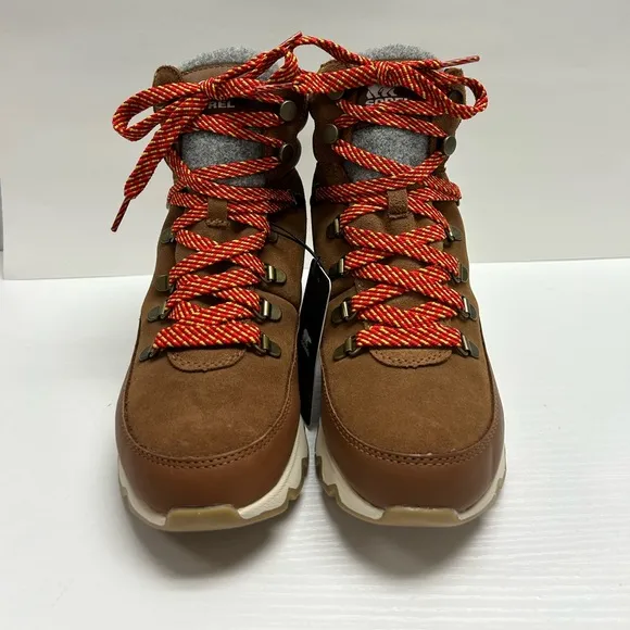 NEW Sorel Kinetic Impact Conquest Waterproof Sneaker Boots, size 7.