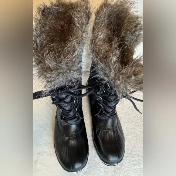 NEW Sorel Women's Tofino II Faux Fur Lined Waterproof Winter Boots Size 10