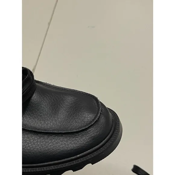 New SOREL youth Madson Mac Toe Leather boots size 1 Black  waterproof