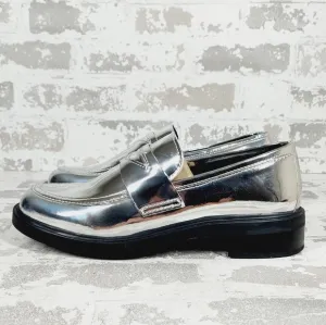 New Steve Madden Leedan Loafer Silver Metallic Slip On Loafers D758
