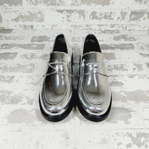 New Steve Madden Leedan Loafer Silver Metallic Slip On Loafers D758
