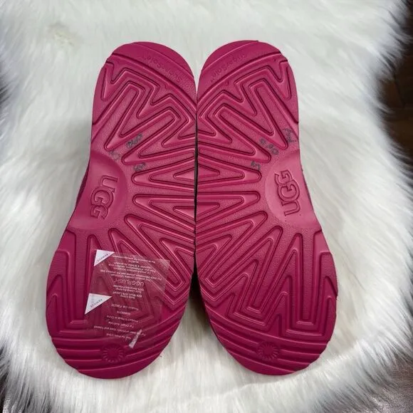 NEW UGG Big Kids Girls Size 5 Pink Classic Ultra Mini Ankle Bootie‎ Boots