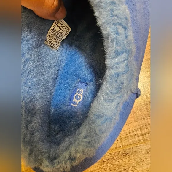 New UGG Pumped Slide Clogs, Big Sky