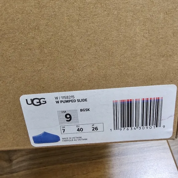 New UGG Pumped Slide Clogs, Big Sky