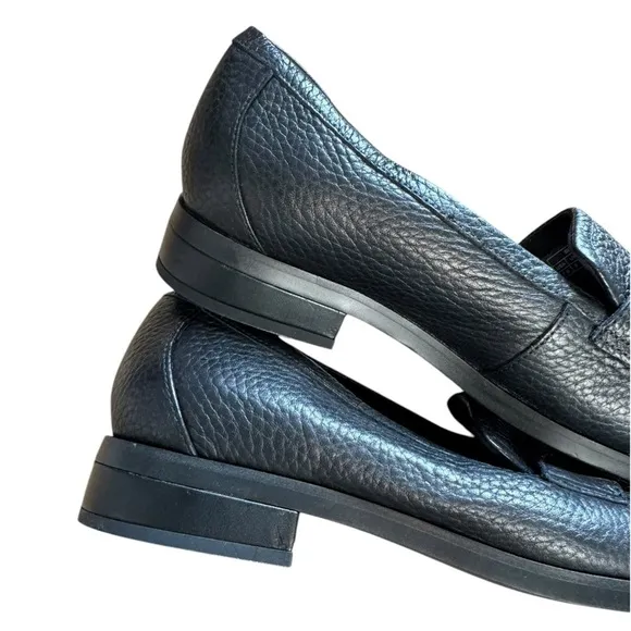 New! Vionic Sellah Leather Loafers