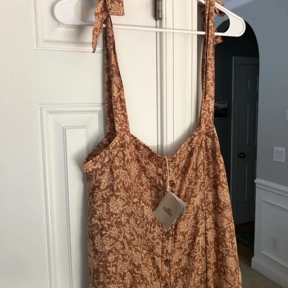 New w Tag: Faherty Kendall Dress. Linen. Size Medium