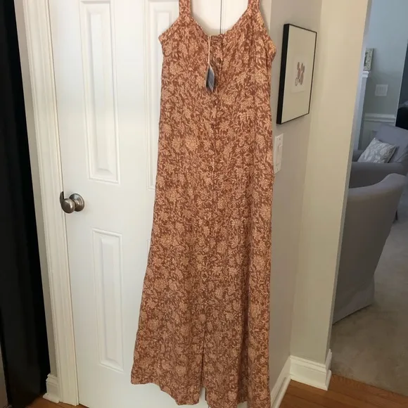 New w Tag: Faherty Kendall Dress. Linen. Size Medium