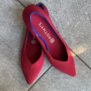 NEW WITHOUT BOX Rothy’s The Point Flats in Chili Red, Size 10