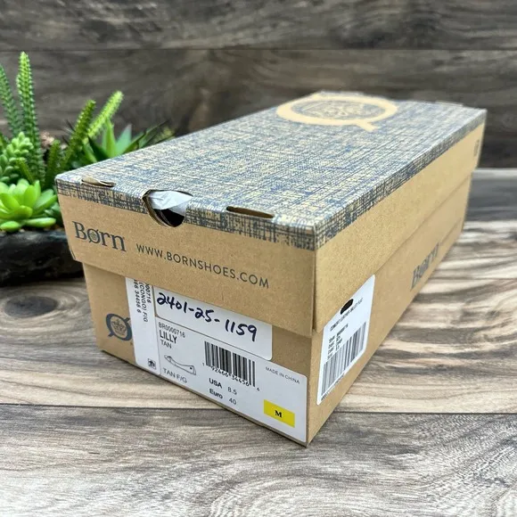 NIB Born Lilly 8.5M Tan Leather Comfort Ballet Flats
