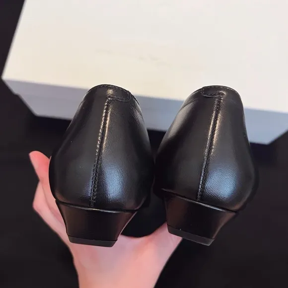 NIB COS Black Pointed Toe Kitten Heel Pumps Flats Leather Size 7