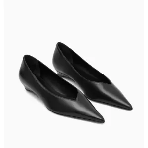 NIB COS Black Pointed Toe Kitten Heel Pumps Flats Leather Size 7