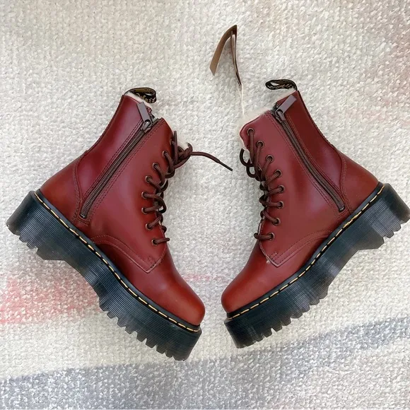 NIB Dr. Martens Jadon Abruzzo Combat Boots