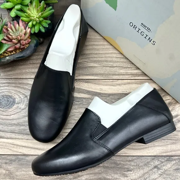 NIB Earth Origins Ryanne 8W WIDE Black Leather Comfort Loafer Casual Flats