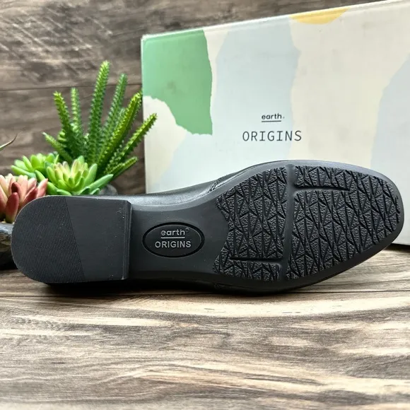 NIB Earth Origins Ryanne 8W WIDE Black Leather Comfort Loafer Casual Flats