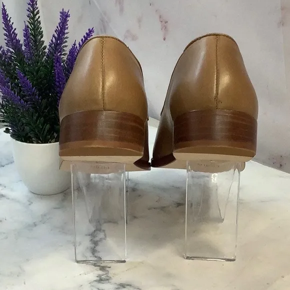 NIB Nisolo Everyday Slip-On Loafer in Almond Size 5