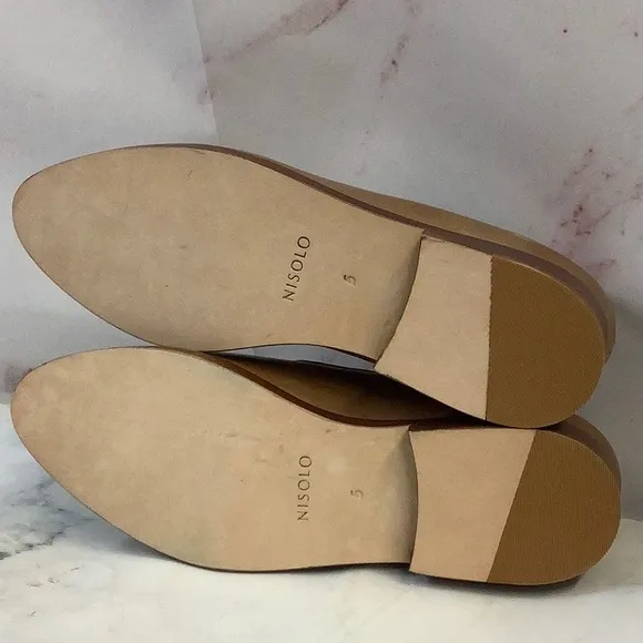 NIB Nisolo Everyday Slip-On Loafer in Almond Size 5