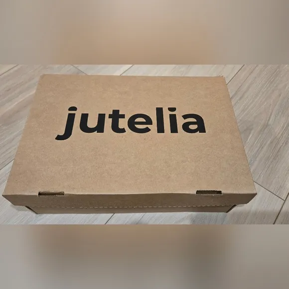 NIB Red Jutelia Open Back Wedge Espadrilles