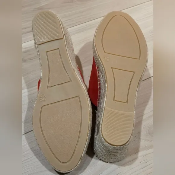 NIB Red Jutelia Open Back Wedge Espadrilles