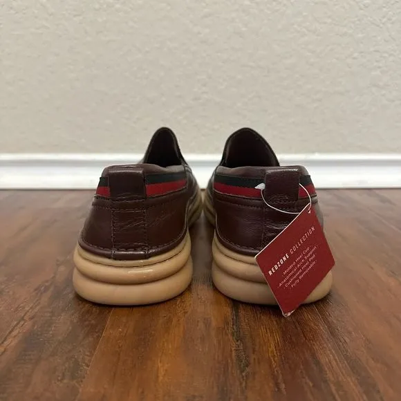 NIB STACY ADAM Delmar Slip On Fashion Sneakers in Chocolate