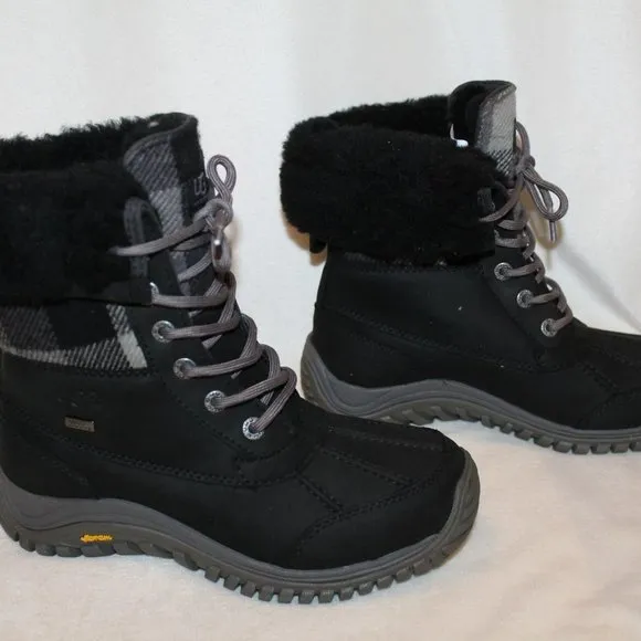 NIB UGG ADIRONDACK II WOMEN'S WINTER SNOW BOOTS BLACK LEATHER PLAID 6‎