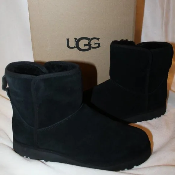 NIB UGG MINI SUEDE SHEARLING LINED‎ ANKLE BOOTIES BOOTS BLACK