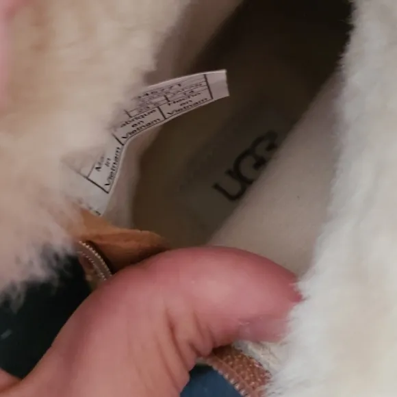 NIB!!! UGG NESSA BOOT