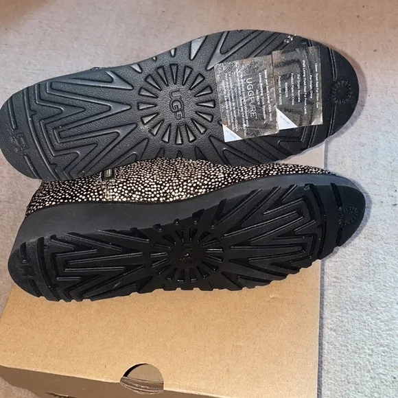 NIB - UGG Shala Exotic Boots