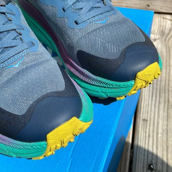 NIB- Women's HOKA Challenger ATR 7 GORE-TEX Sneakers Size 7.5