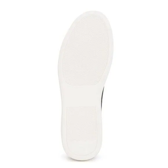 NIB! Kenneth Cole Slip on knit lace up kam slip on Sneakers