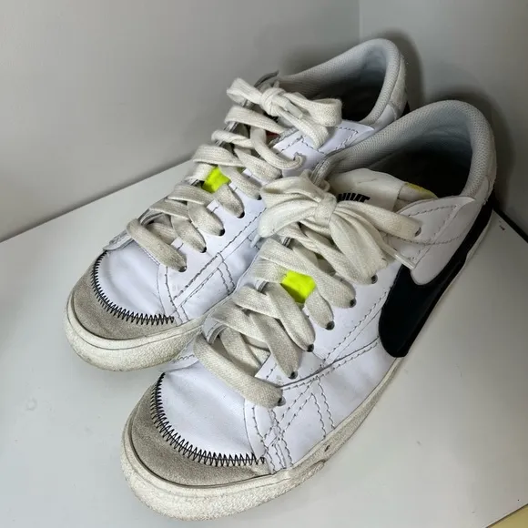 Nike 10.5 Low 77’ Classic Blazer White Black Sneakers