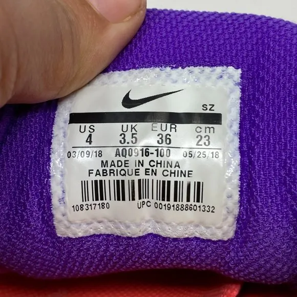 Nike ACG Dog Mountain Kid's Sneakers Size  4