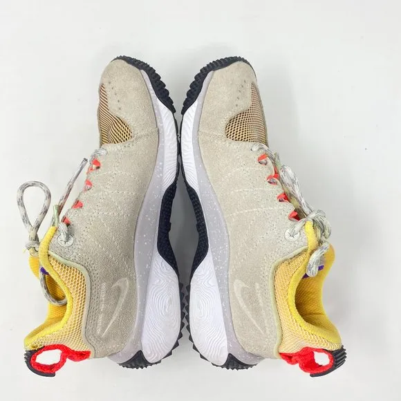 Nike ACG Dog Mountain Kid's Sneakers Size  4
