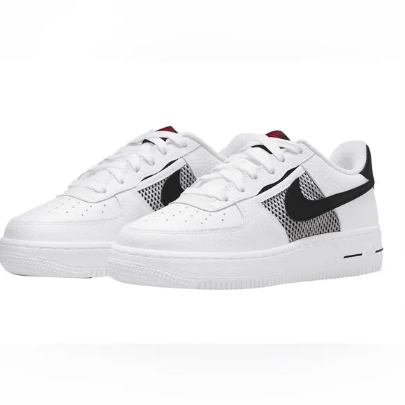 Nike Air Force 1 low top mesh pocket sneakers big kid 7 = women size 8-8.5