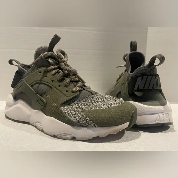 NIKE Air Huarache Ultra Air Mesh Olive Green Lace Up Sneakers Youth 6.5