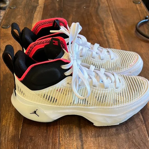 Nike Air Jordan XXXVII GS Size 3.5Y Sneakers with Red Accents