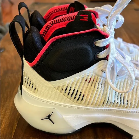 Nike Air Jordan XXXVII GS Size 3.5Y Sneakers with Red Accents