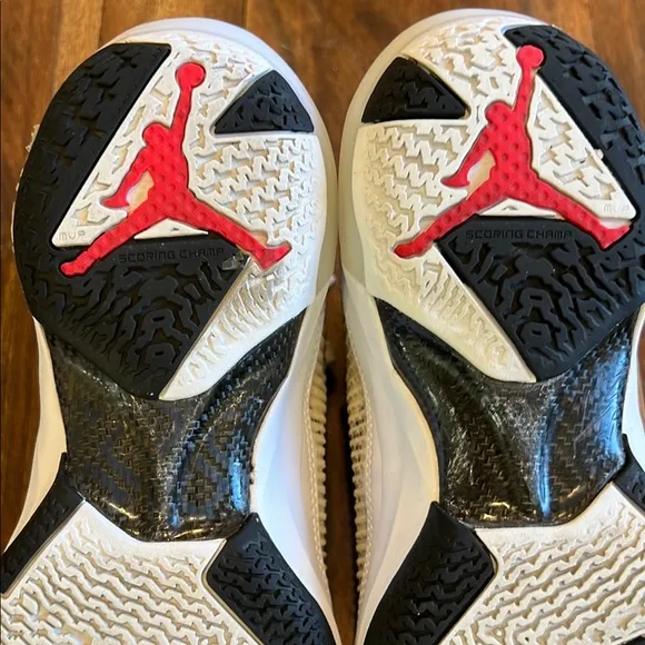 Nike Air Jordan XXXVII GS Size 3.5Y Sneakers with Red Accents