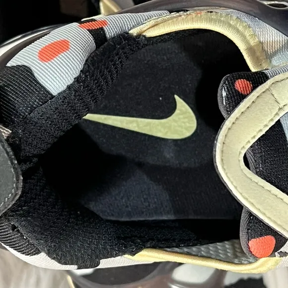 Nike Air Kukini ‘Abstract’ Men Slip On Sneakers