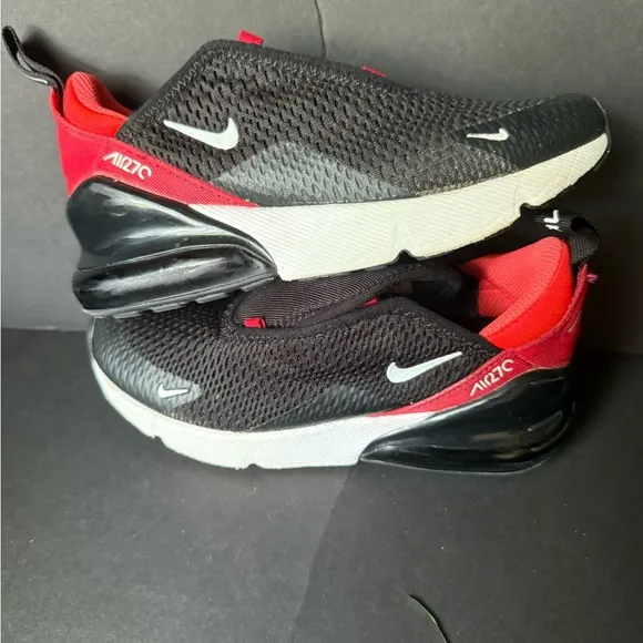 Nike Air Max 270 Black/White/University Red