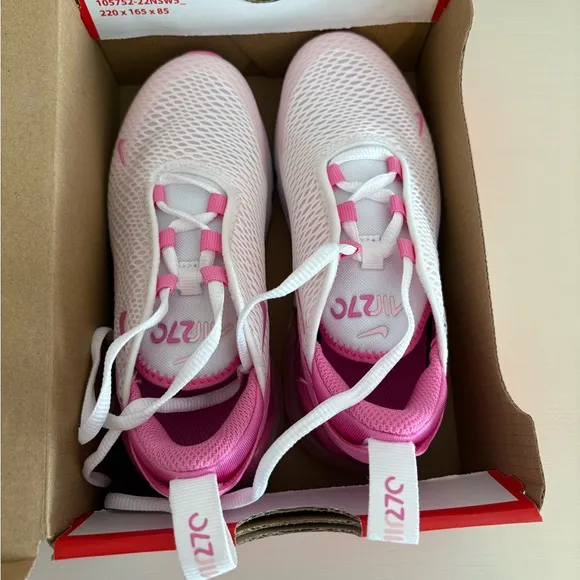 Nike Air Max 270 Pink Sneakers