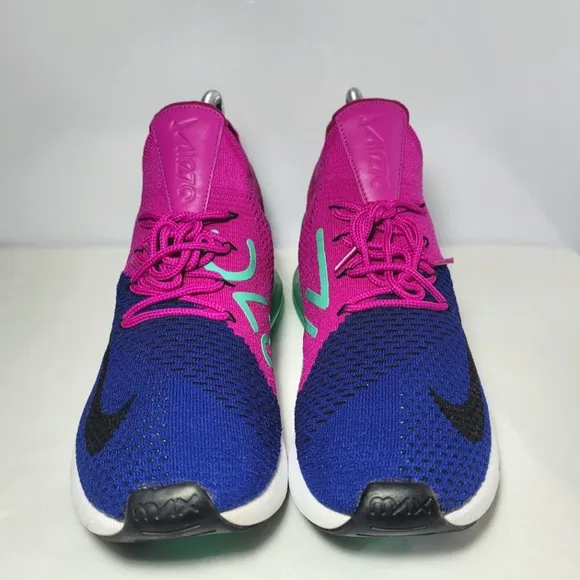 Nike Air Max Mens size 10 Flyknit 270 Fuchsia Flash Sneakers.