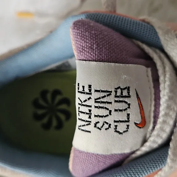 NIKE AIR MAX SUN CLUB WOMEN MULTICOLOR, SIZE 8.5Dynamic Sneakers
