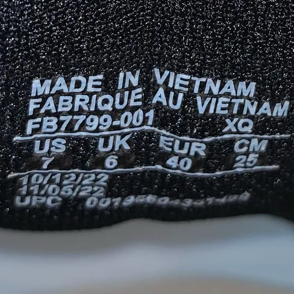 Nike Air More Uptempo “Black/Multi-Color/Sanddrift/Clear” Slides-Size 7 NWOT