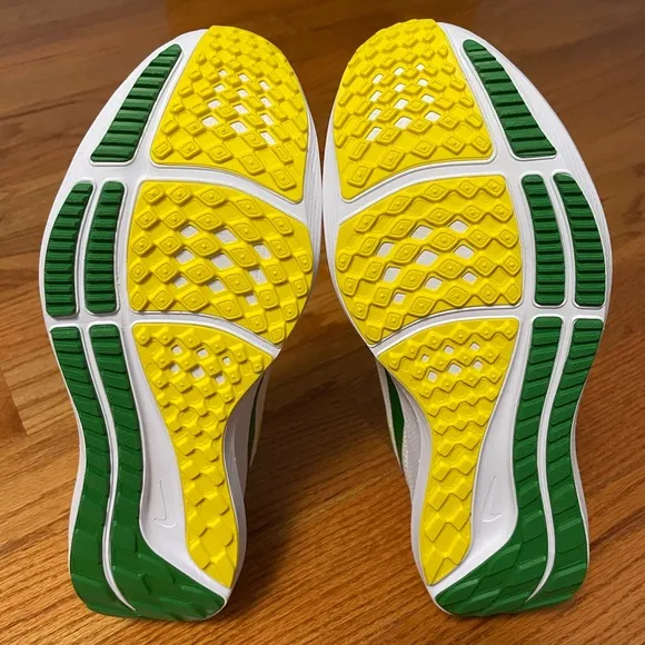 Nike Air Pegasus 40 Oregon Ducks Green White Yellow DZ5979-100 Men's Size 10
