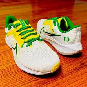 Nike Air Pegasus 40 Oregon Ducks Green White Yellow DZ5979-100 Men's Size 10