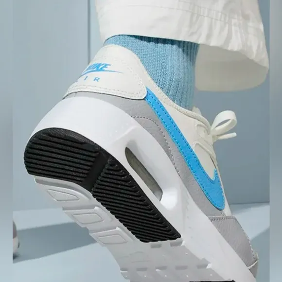 Nike Aur  Max SC Sneakers Women’s