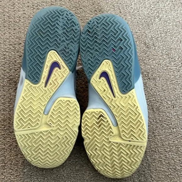 Nike Boys Sneakers Size 2Y