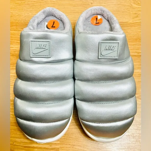 Nike Burrow SE Slides Slippers Silver Light Puffer FZ7940 001 Women's Size 7 New